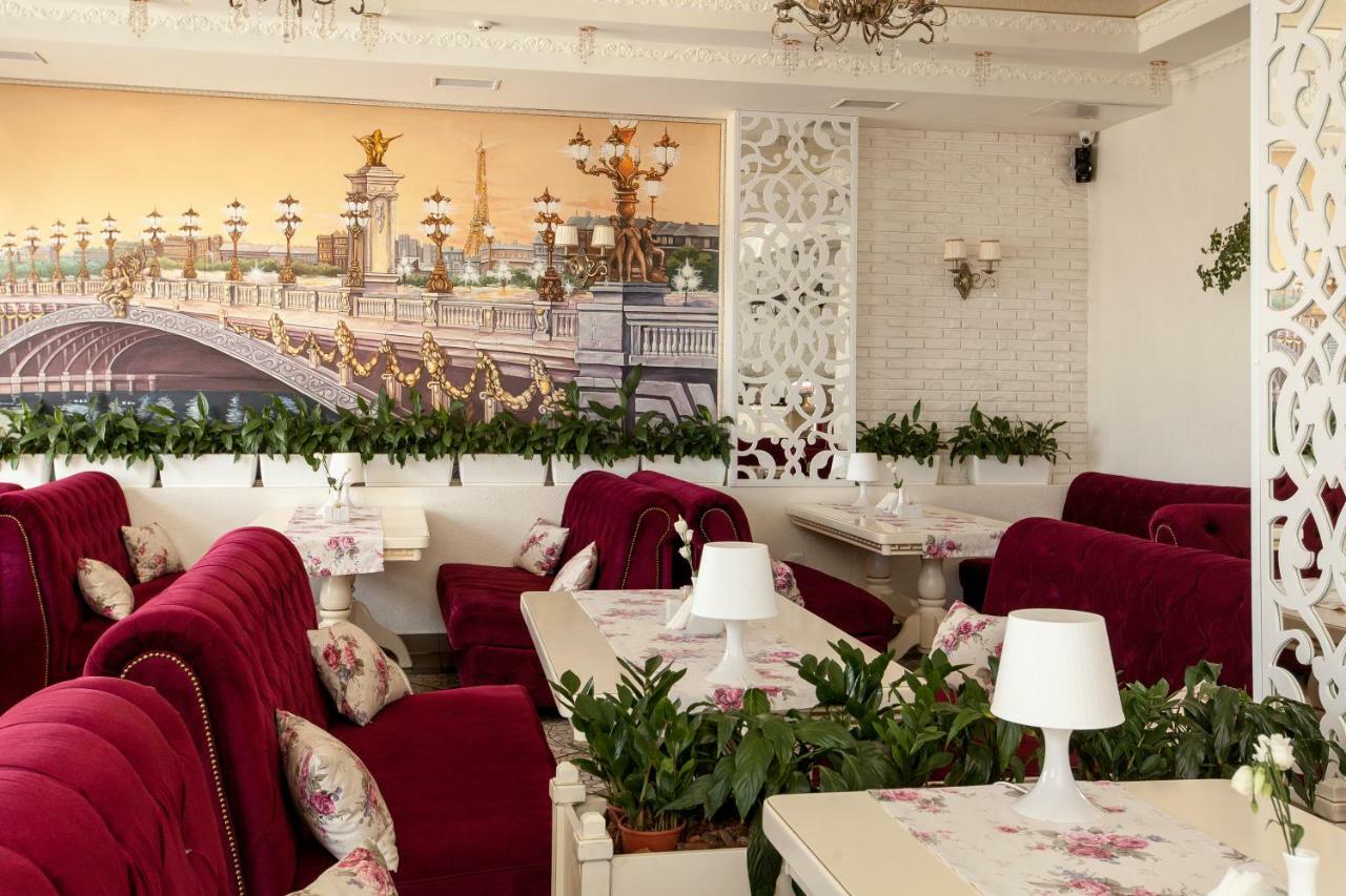 Mon Ami Hotel Ιβανό-Φρανκίβσκ Εξωτερικό φωτογραφία